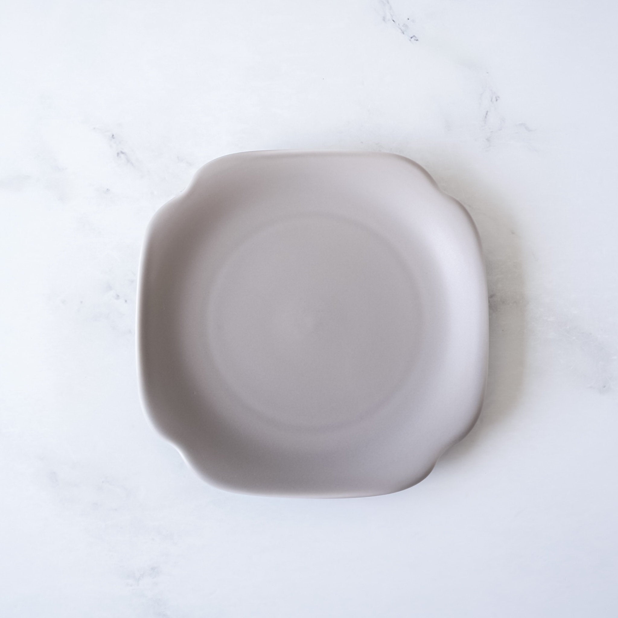 appetizer plate in greige