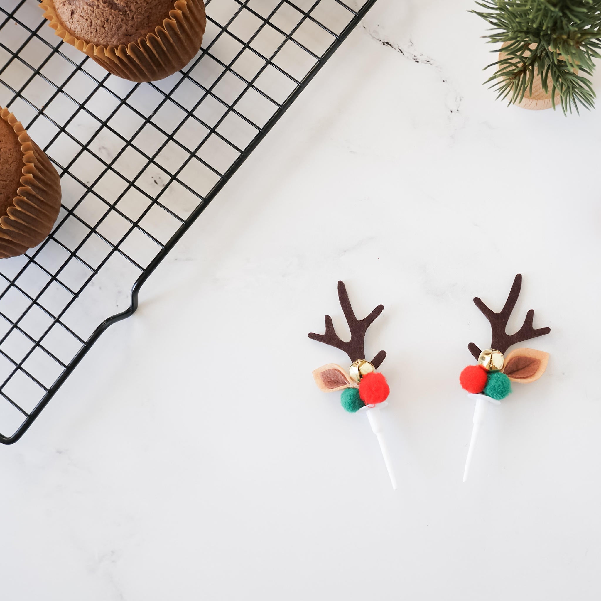 reindeer cake toppers