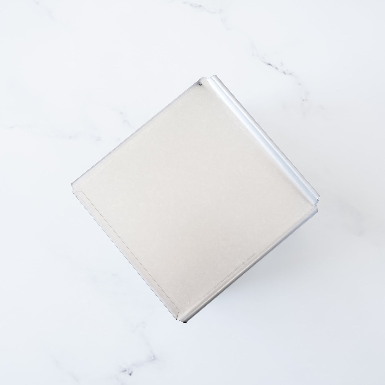 bread loaf pan with lid