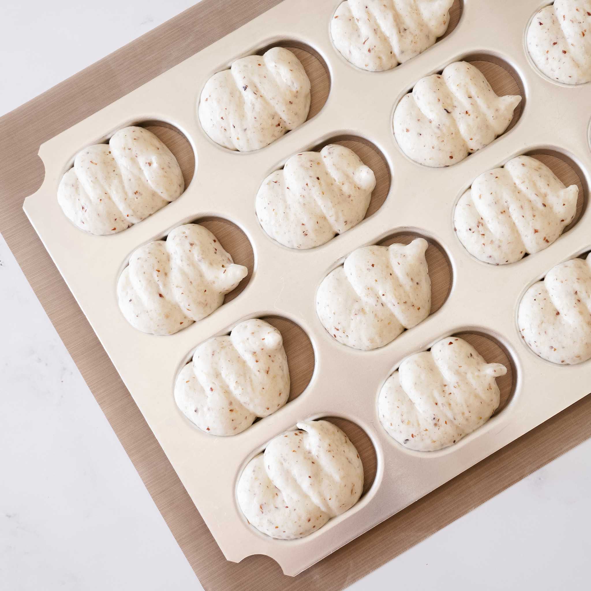 Dacquoise Cookie Mold - 16 Cavity – The Kitsune & Co.