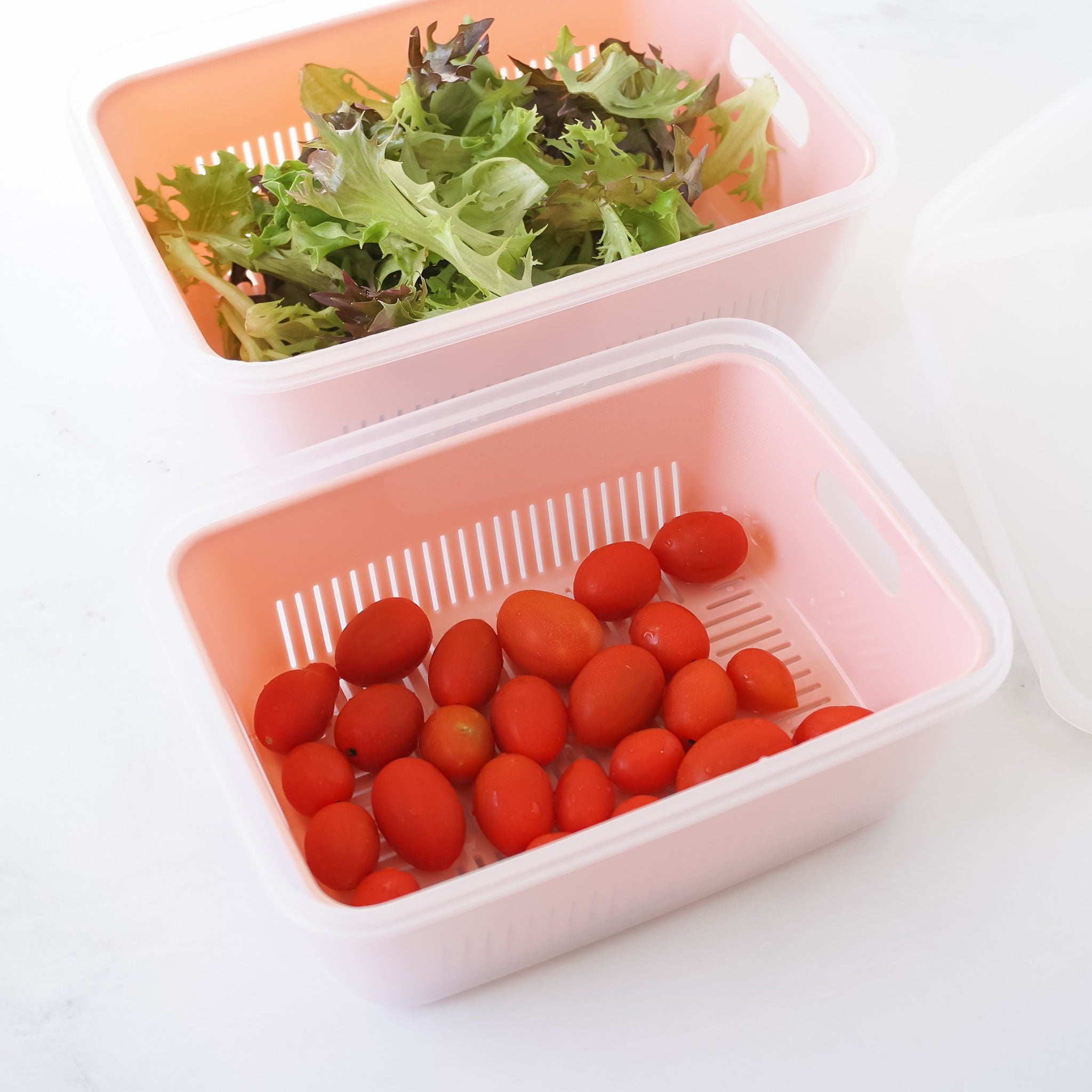 plastic fruit & vegetable storage with colander & lid