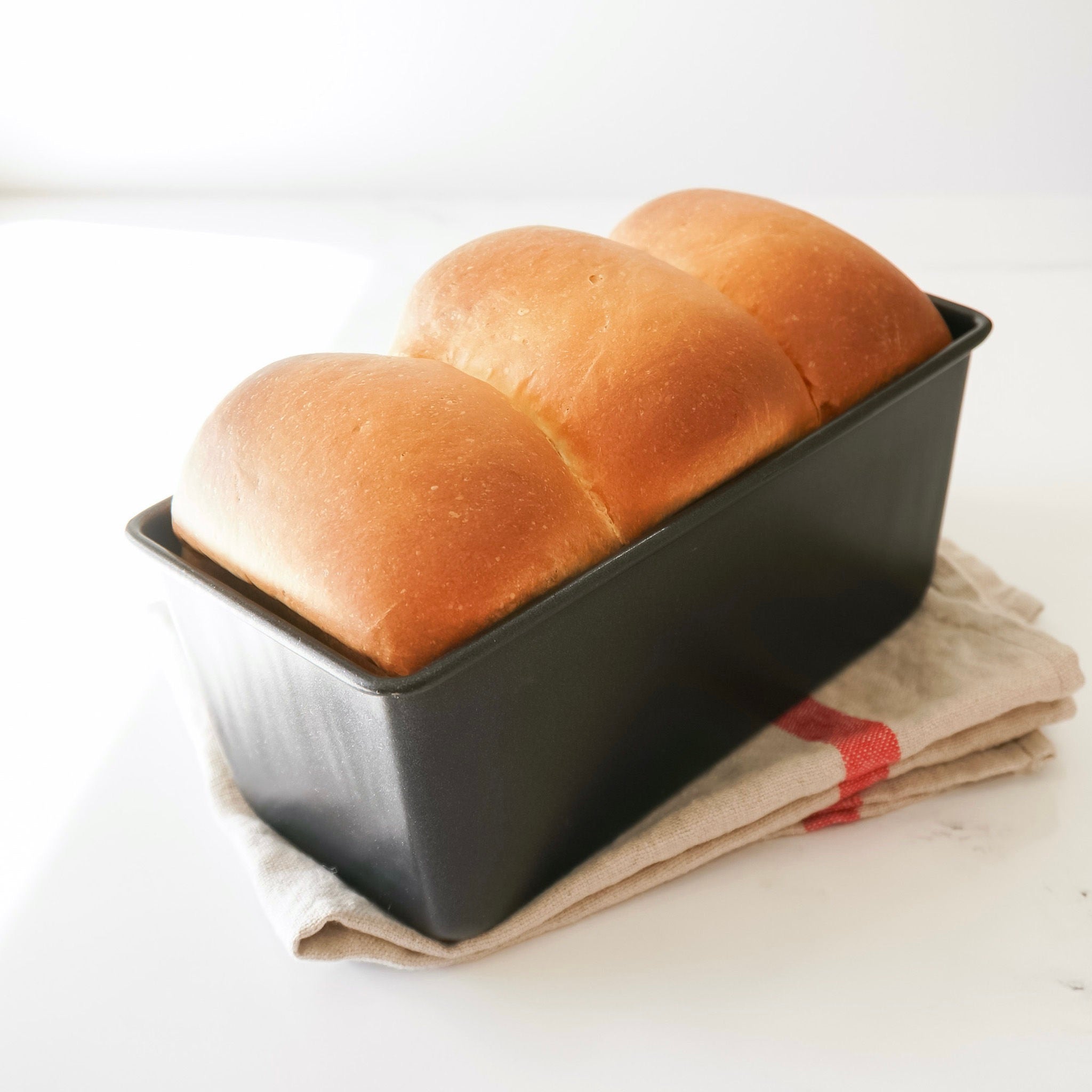 Shokupan milk bread