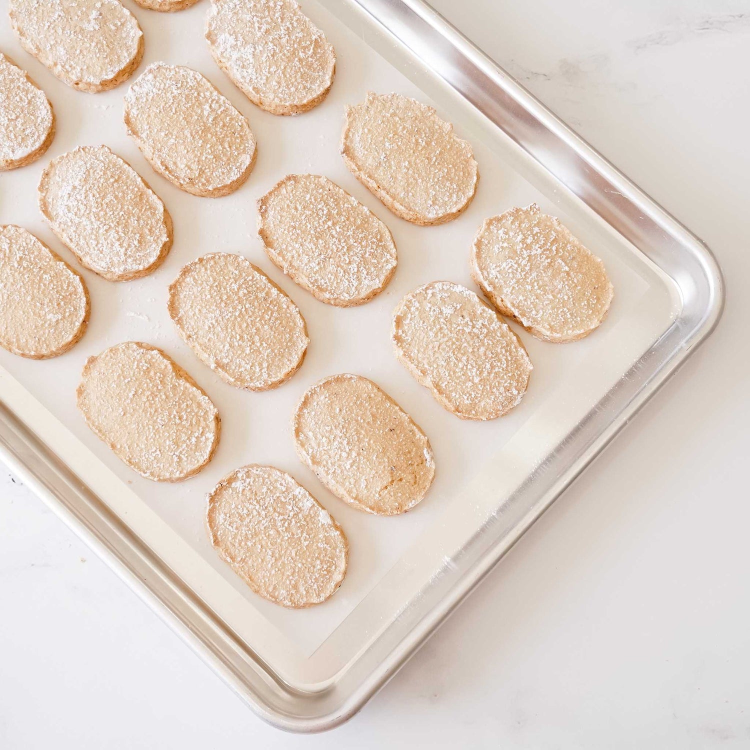 almond dacquoise cookies