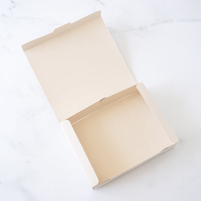 bakery cookie box in large natural