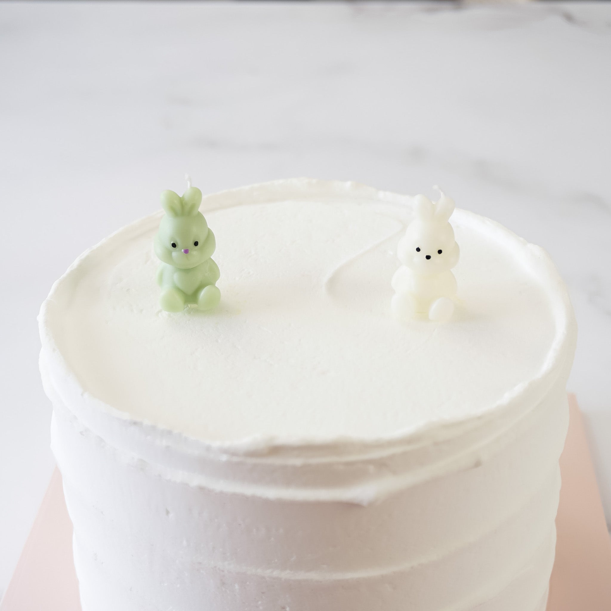 bunny party candles in white and green