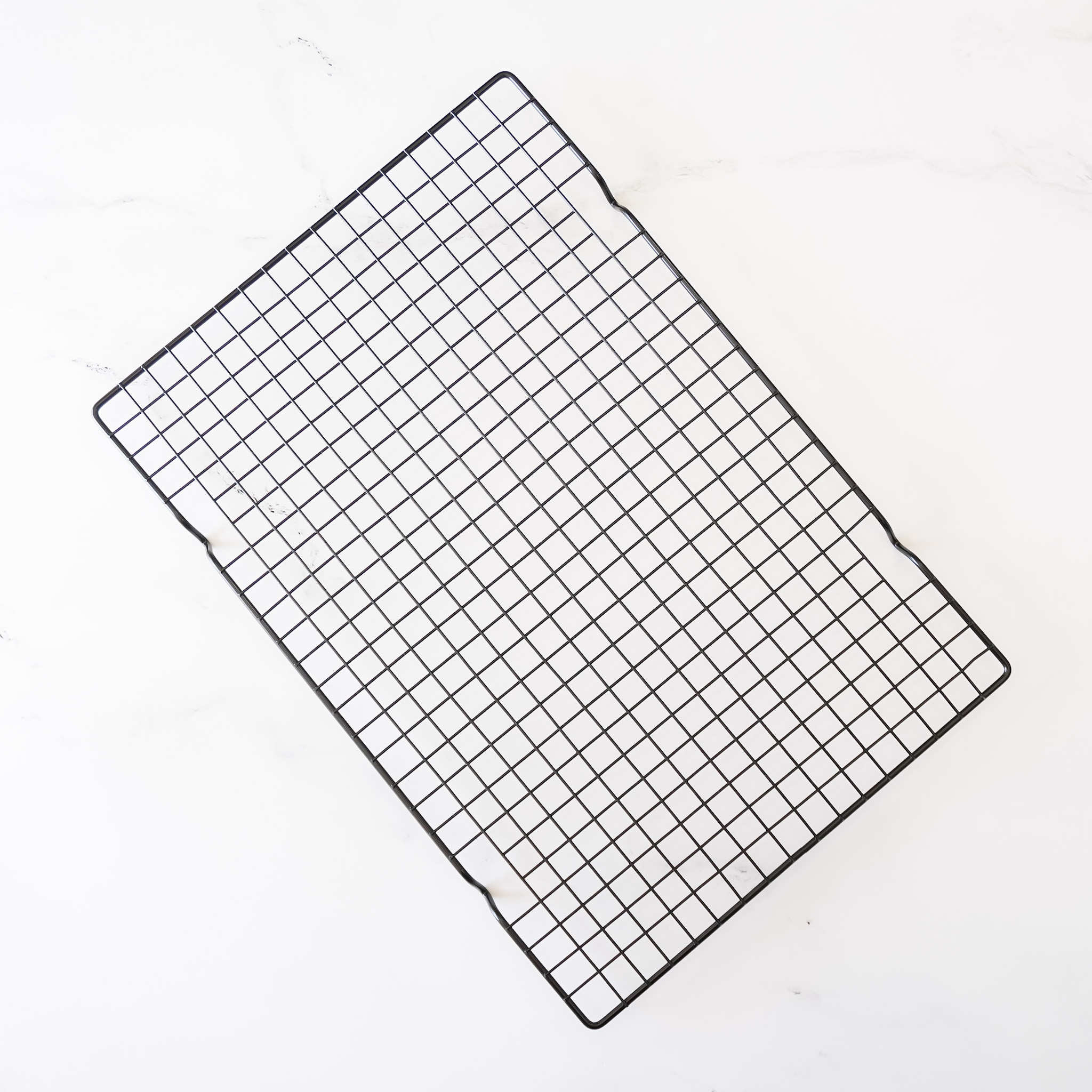 cooling rack in black