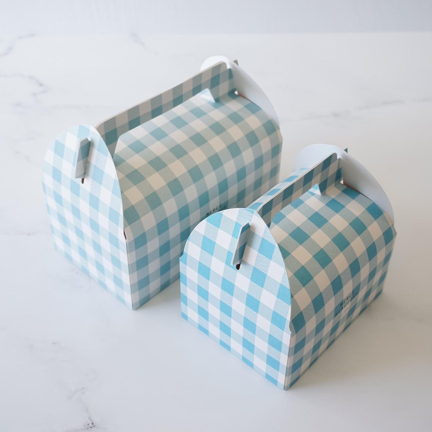 blue gingham gable boxes in 2 sizes