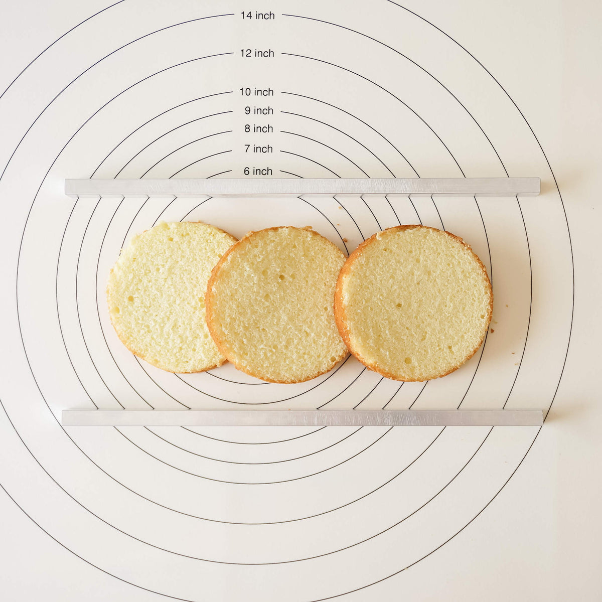 Cake Leveler - Set of 2 – The Kitsune & Co.