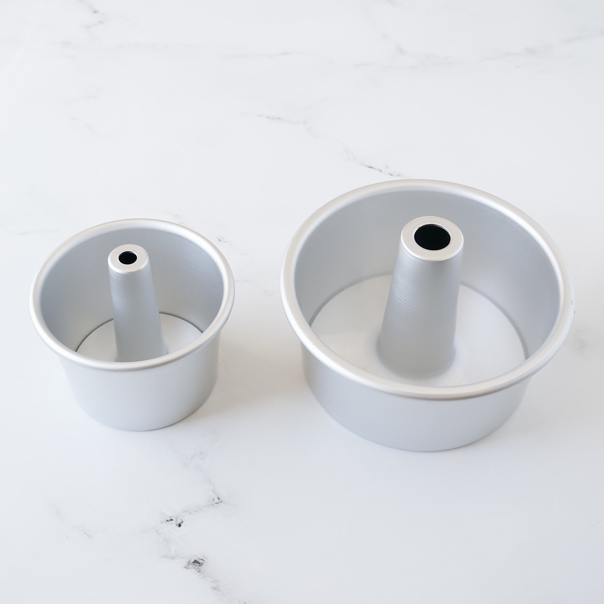 chiffon cake pans