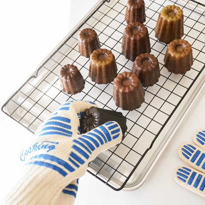 heat resistant gloves, caneles