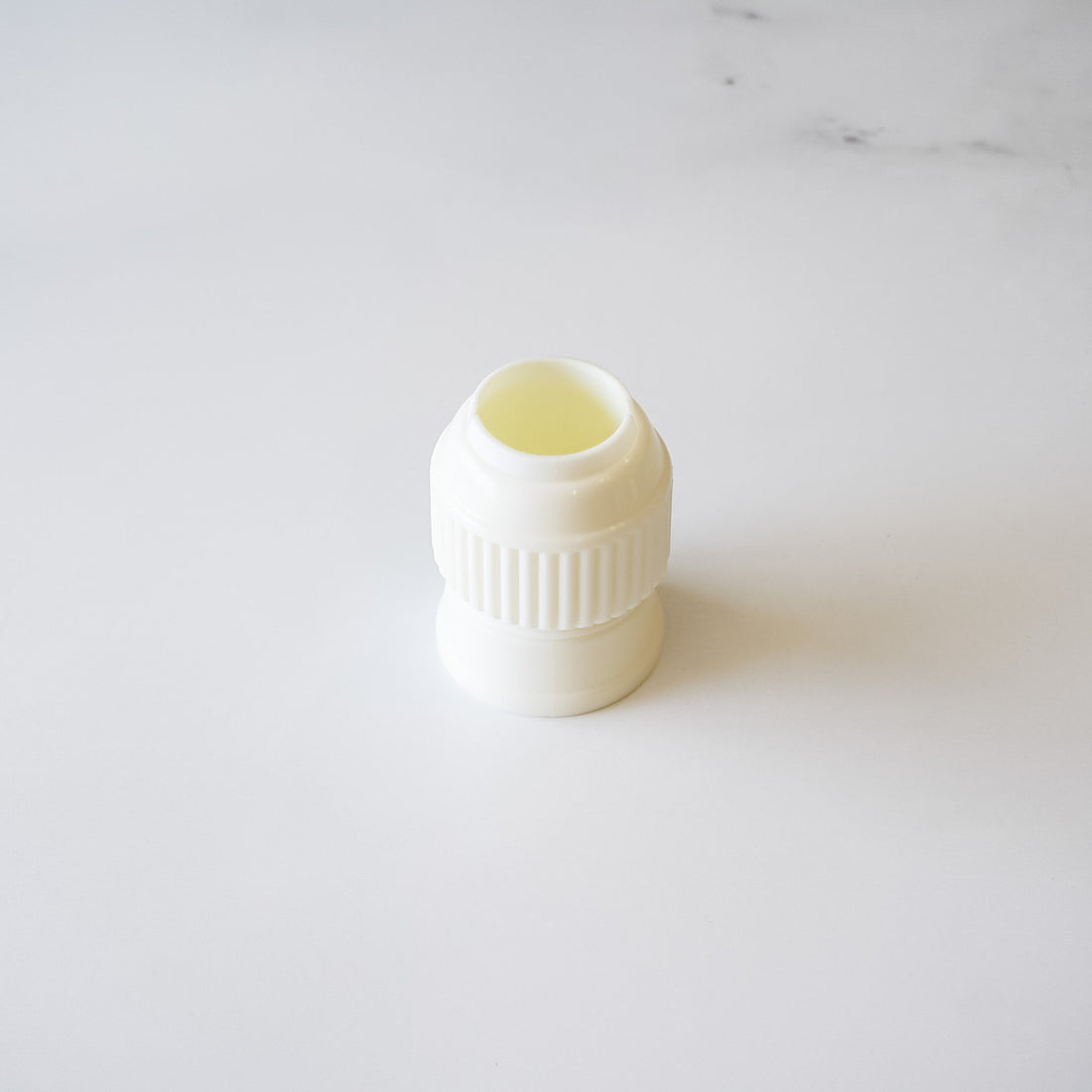 large plastic coupler 404