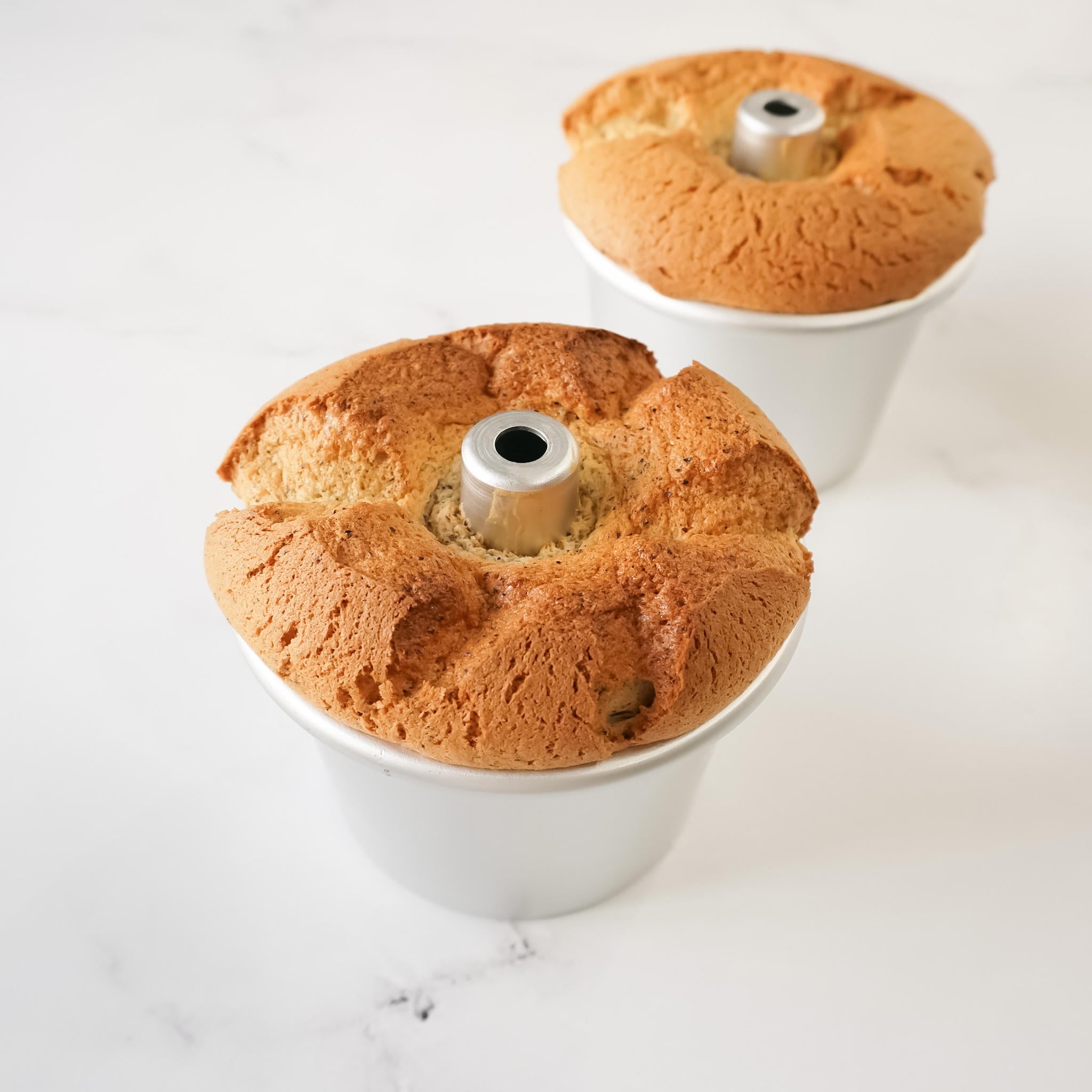 chiffon cake pans