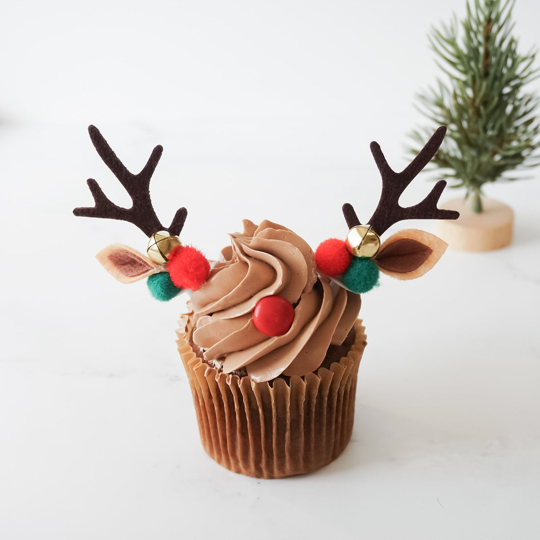 cake topper-reindeer