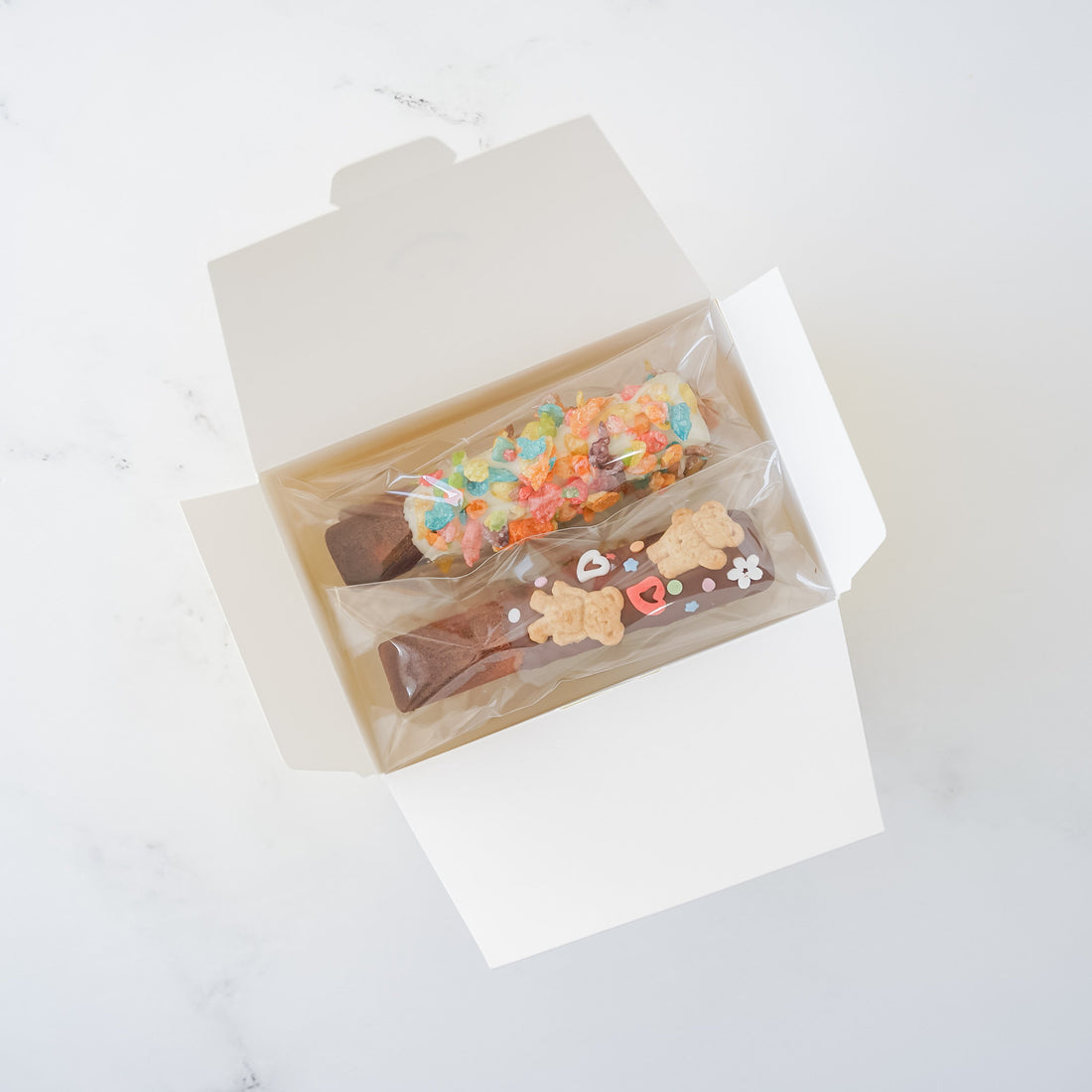 smile bakery box, financiers