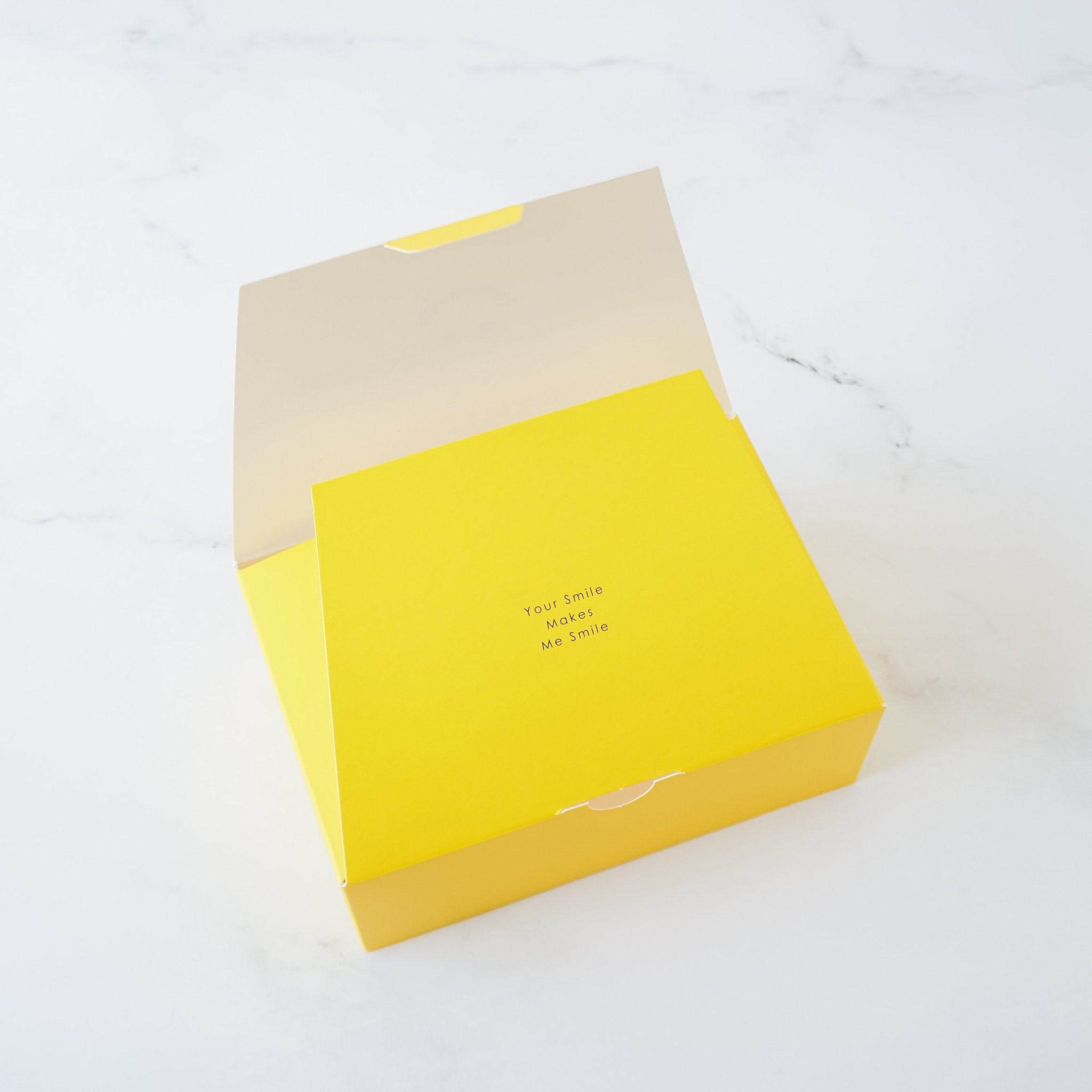 smile printed bakery box