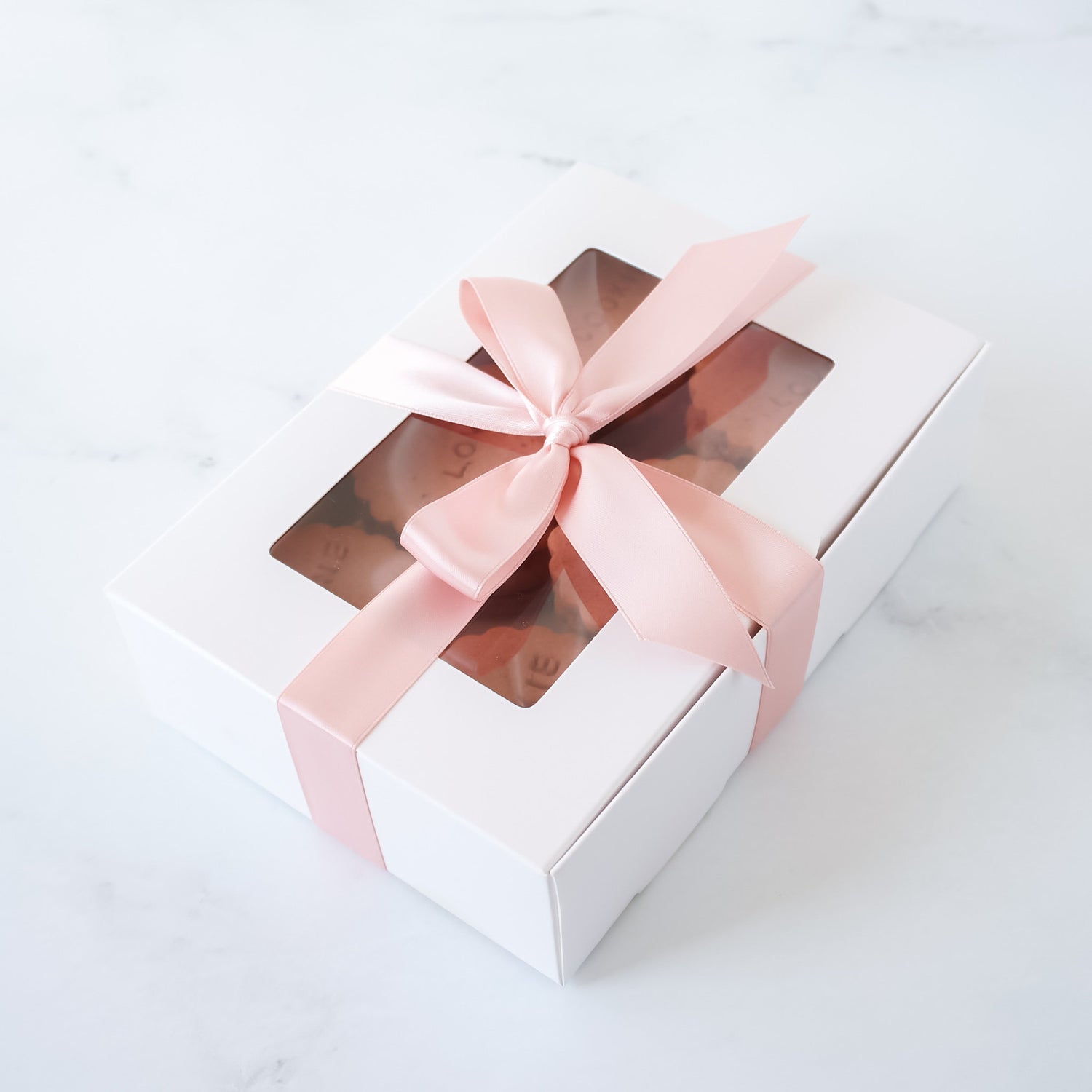 white macaron box with window